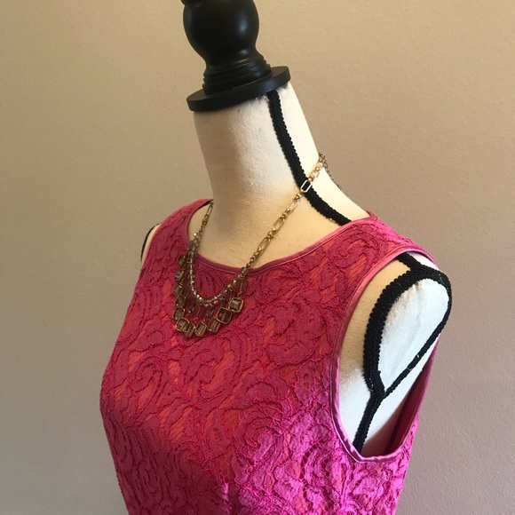 Adrianna Papell Hot Pink Lace Dress Size 6 - Picture 4 of 7
